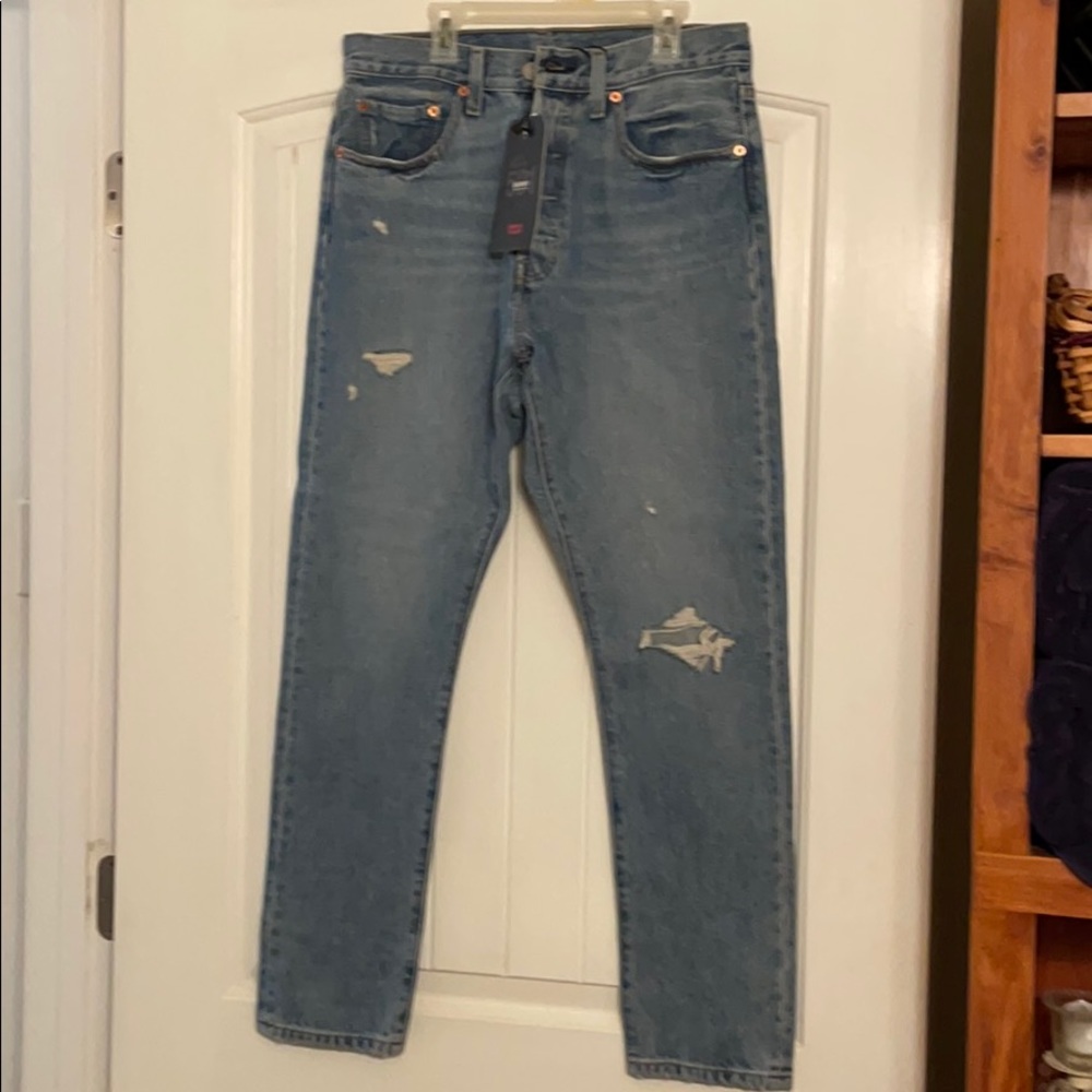 Brand new LEVI skinny jeans 😍